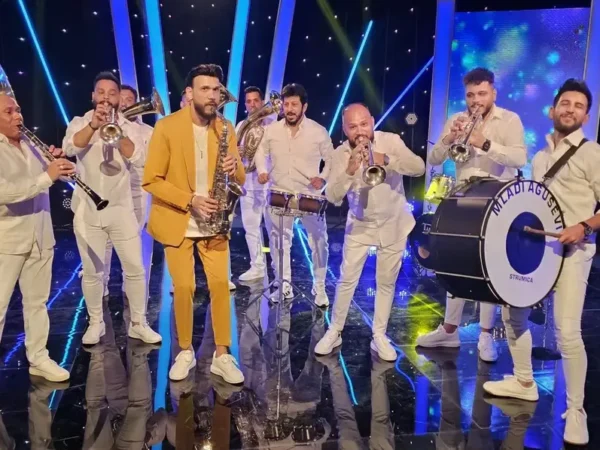 Млади Агушеви Галерија 0