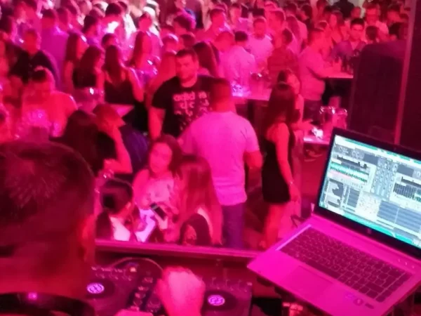 Dj TubЕ Галерија 12