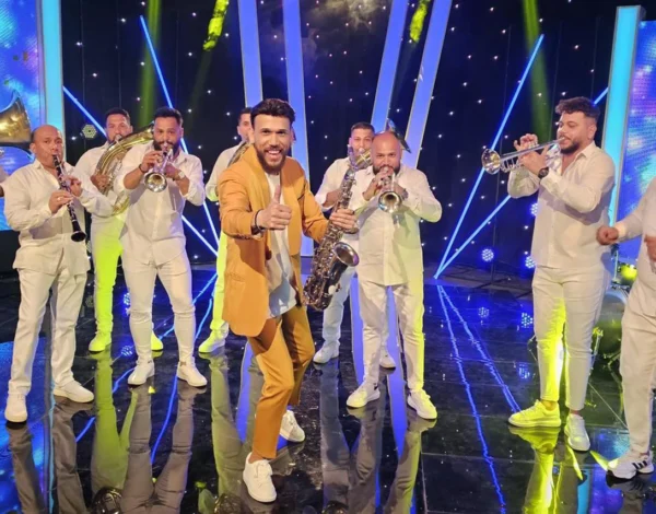 Музика категорија на услуга Млади Агушеви