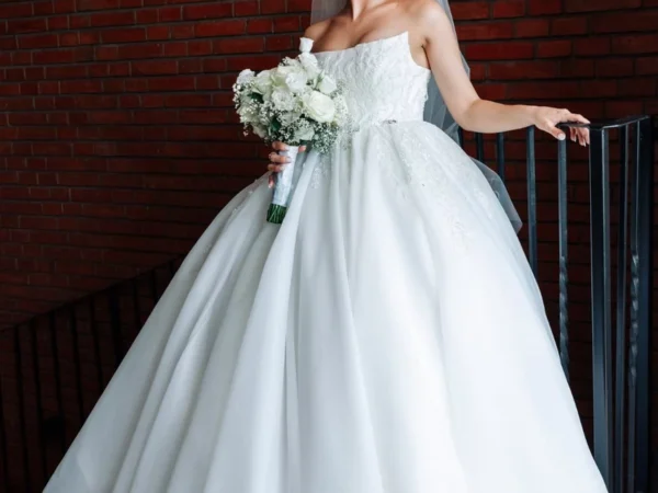 Ivory Bridal Галерија 12
