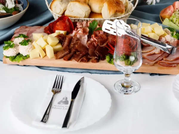 „МОНА ЛИЗА“ – Радово Галерија 6