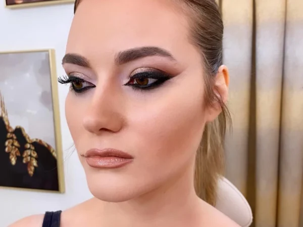 Козметичко студио – Рефреш Галерија 1