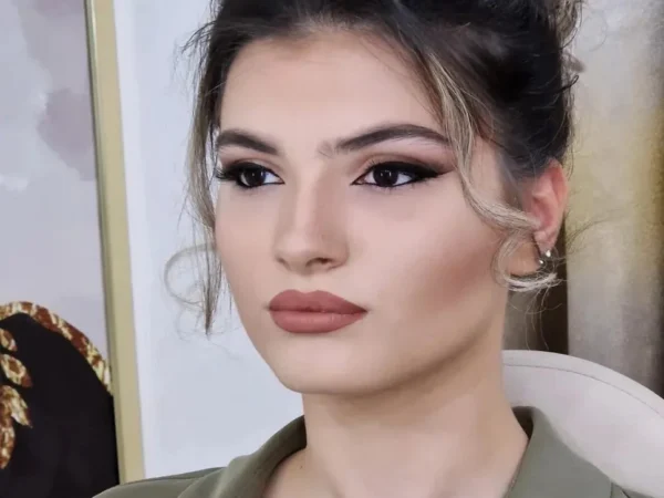 Козметичко студио – Рефреш Галерија 7