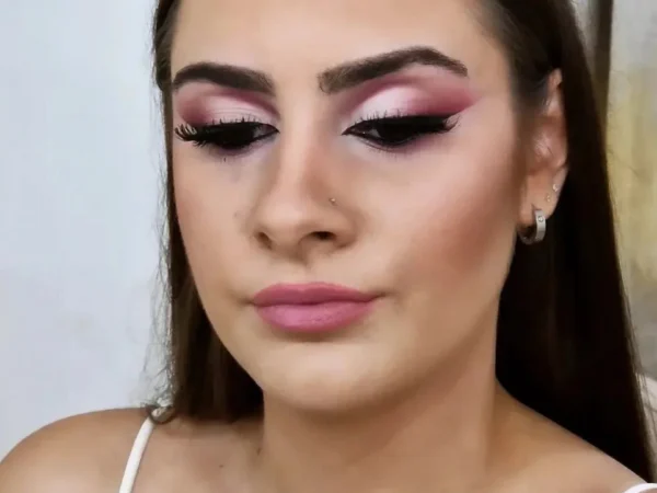 Козметичко студио – Рефреш Галерија 10