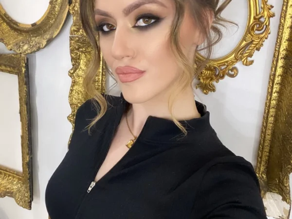 Козметичко студио – Рефреш Галерија 14