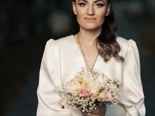 Козметичко студио – Рефреш Галерија 15