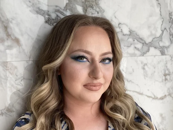 Козметичко студио – Рефреш Галерија 17