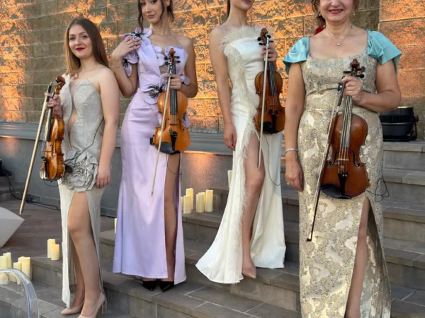 Музика за Вашето „ДА“ Галерија 10